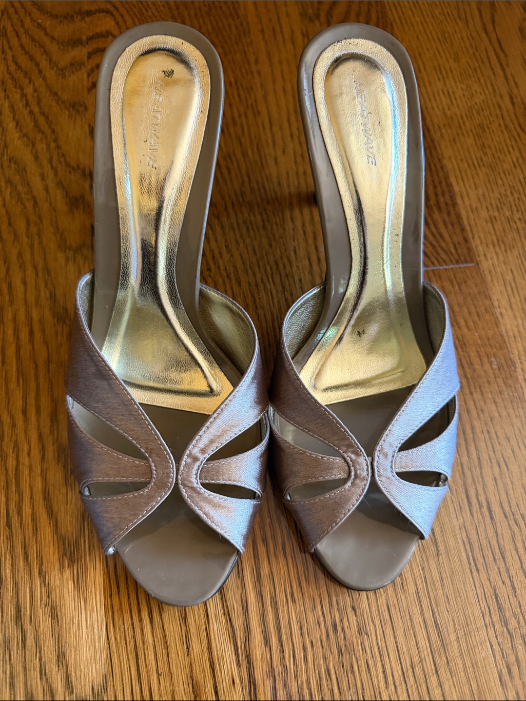 Silver Gray Used Heels. Size 7